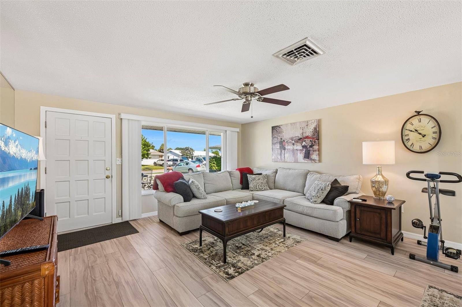 106 ALGIERS DR, Venice, FL 34293