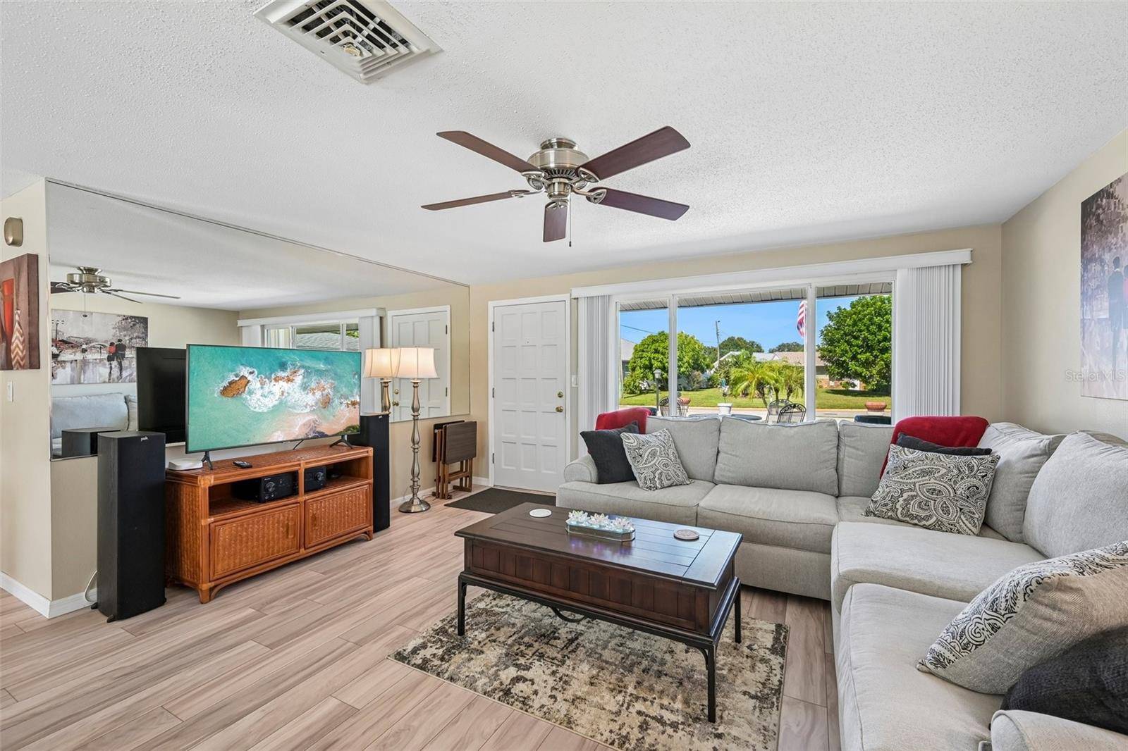 106 ALGIERS DR, Venice, FL 34293