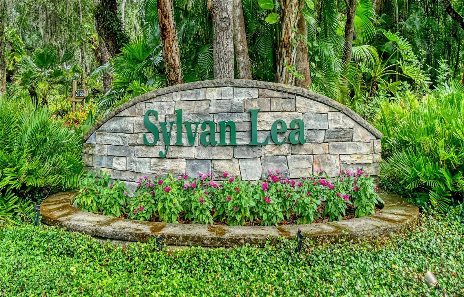 2166 SYLVAN LEA DR, Sarasota, FL 34240