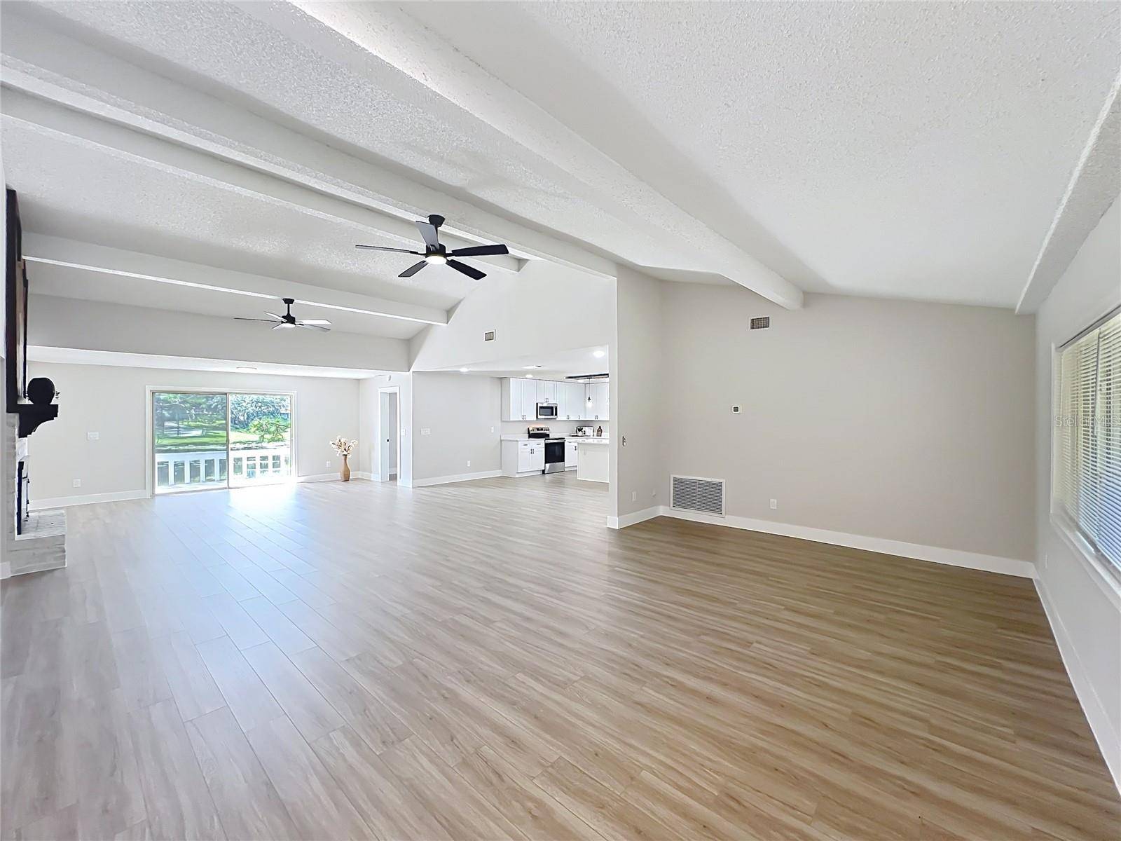 1904 LAKE ALMA DR, Apopka, FL 32712
