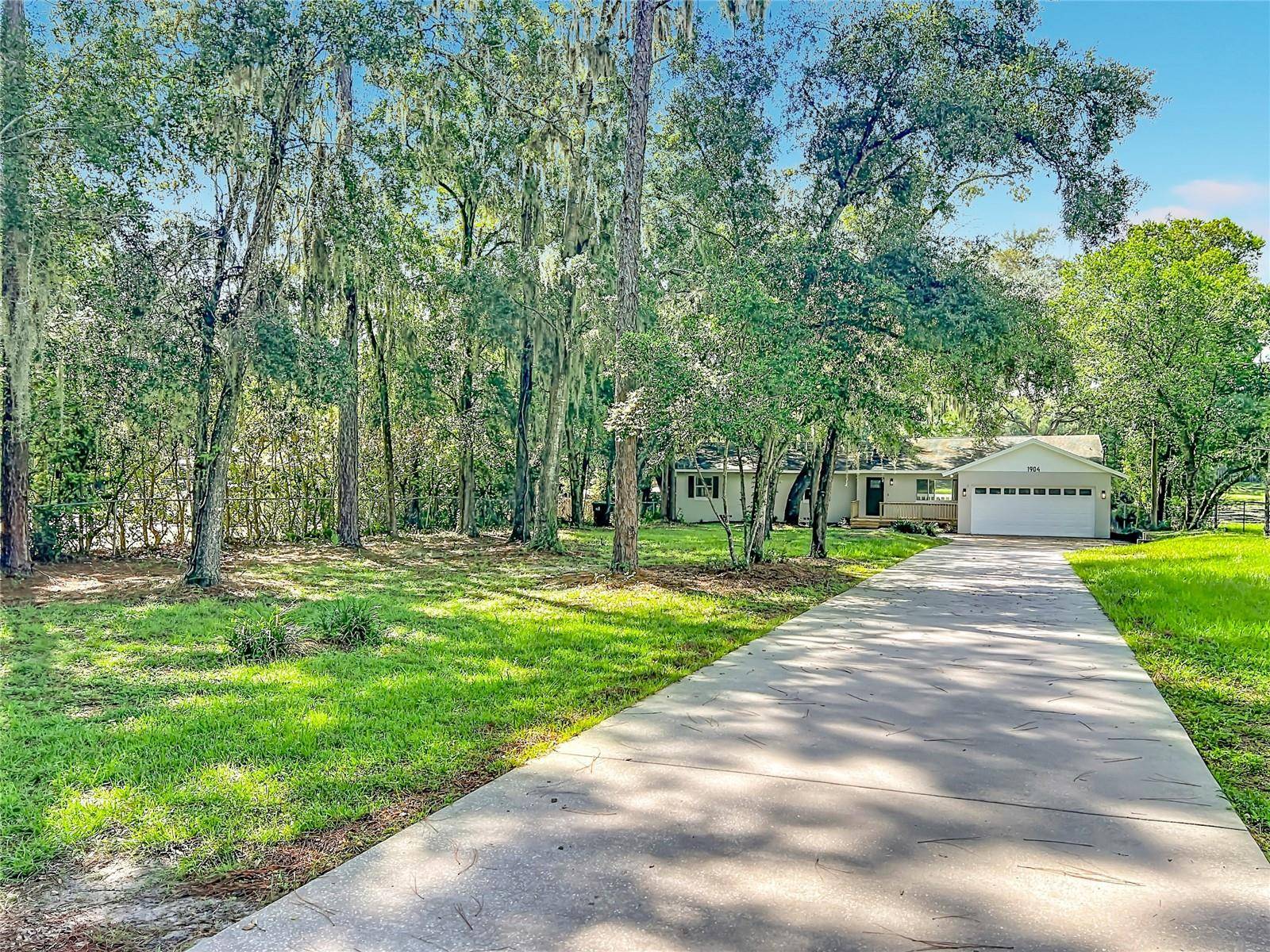 1904 LAKE ALMA DR, Apopka, FL 32712