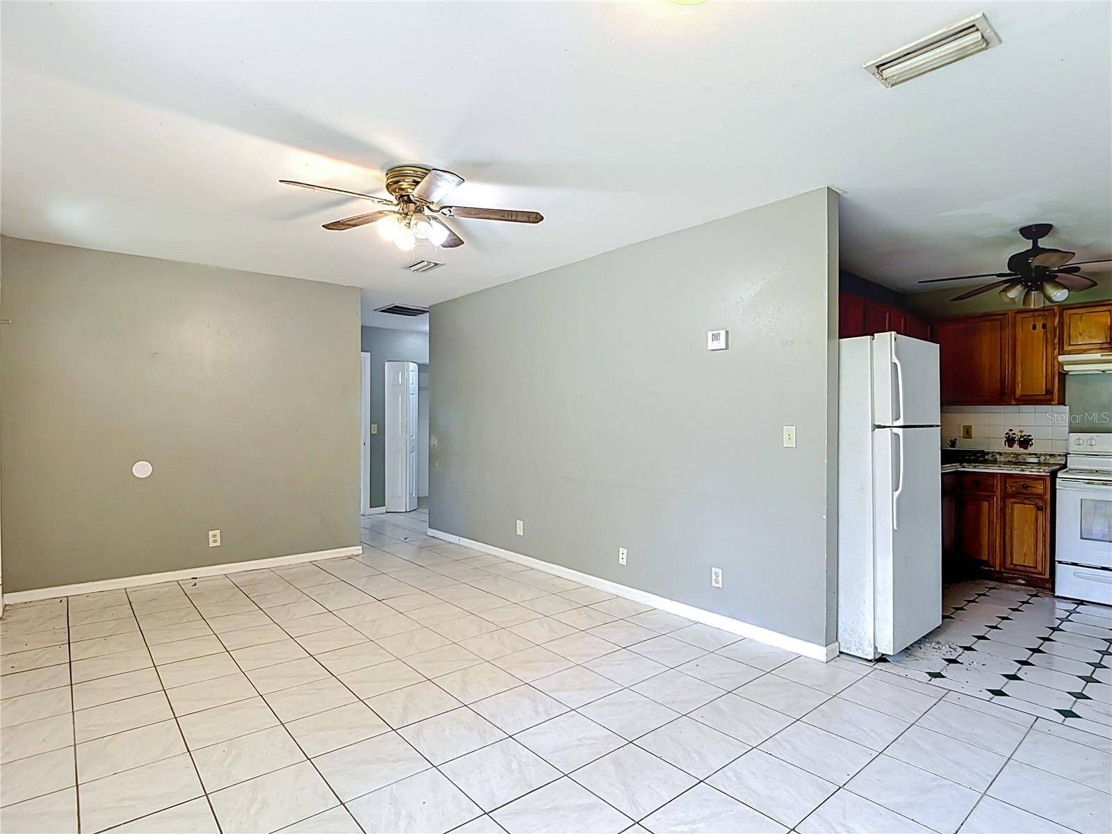 8410 N SEMMES ST, Tampa, FL 33604