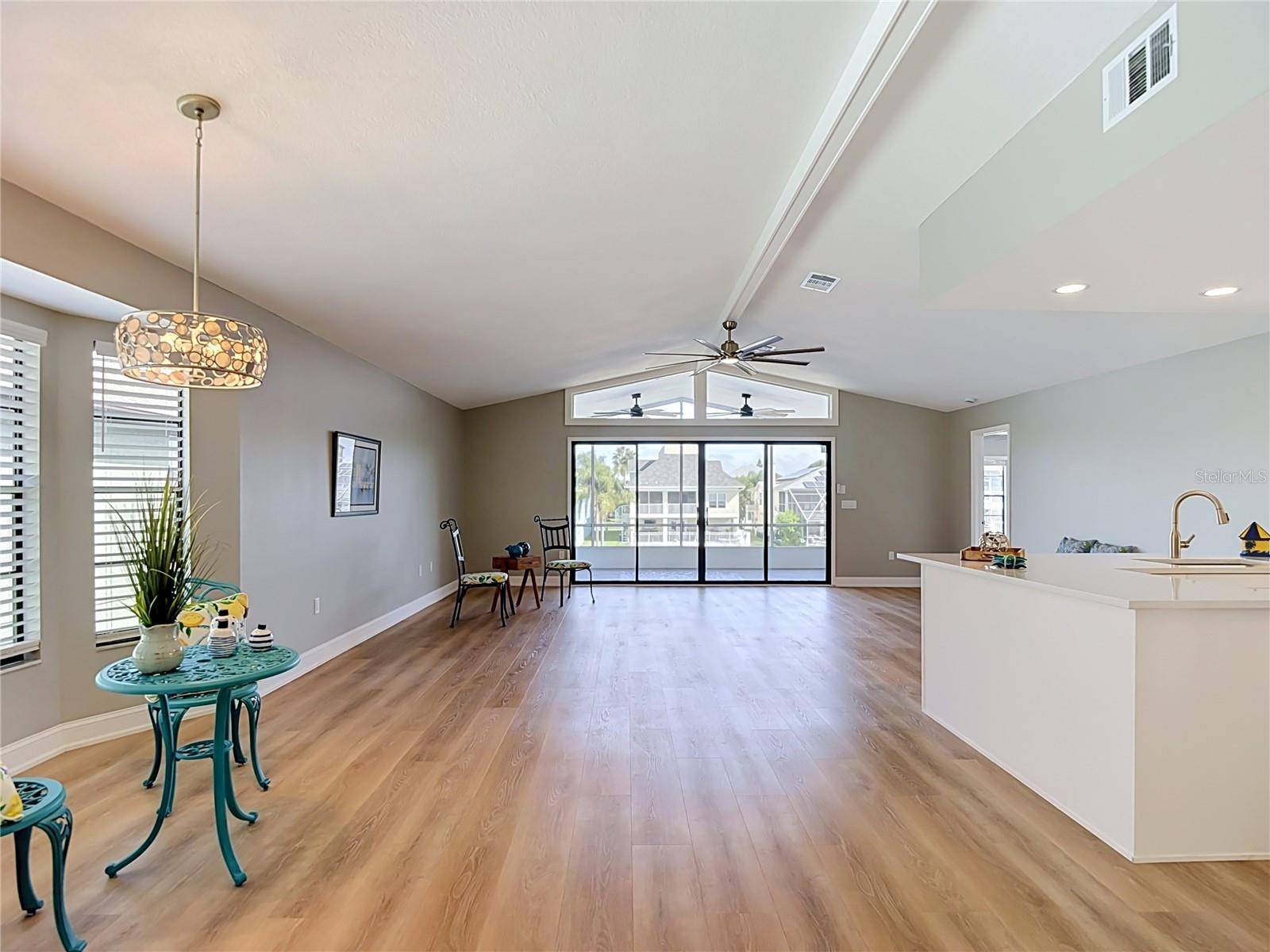 5925 SEASIDE DR, New Port Richey, FL 34652