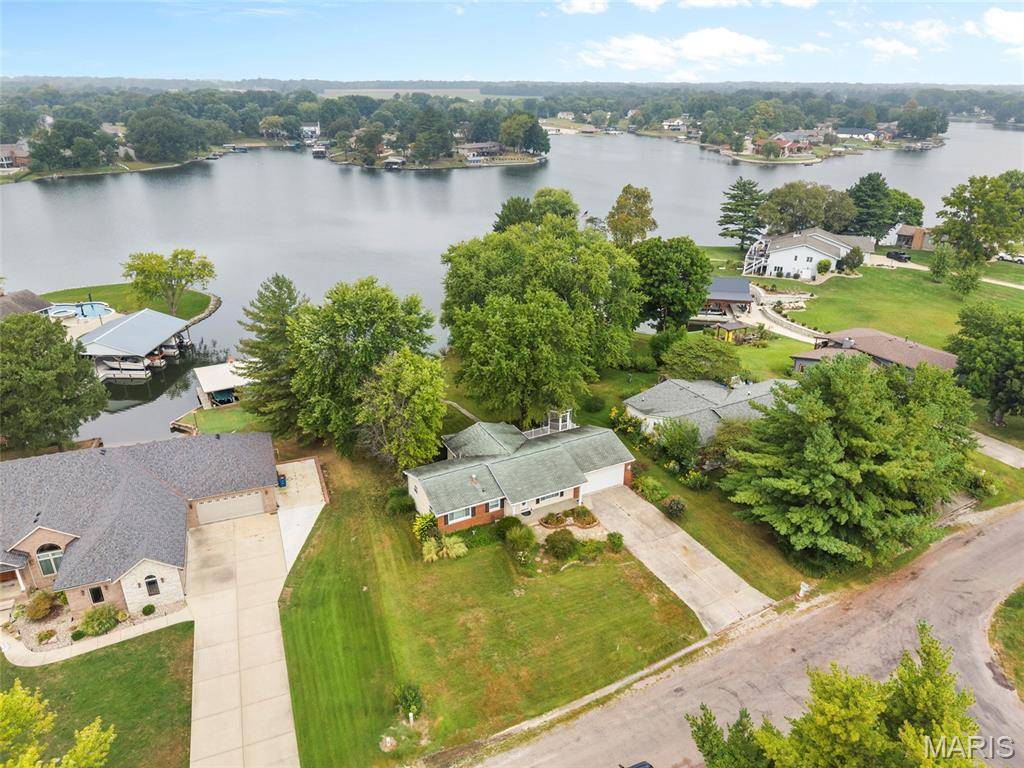 355 Wanda DR, Edwardsville, IL 62025