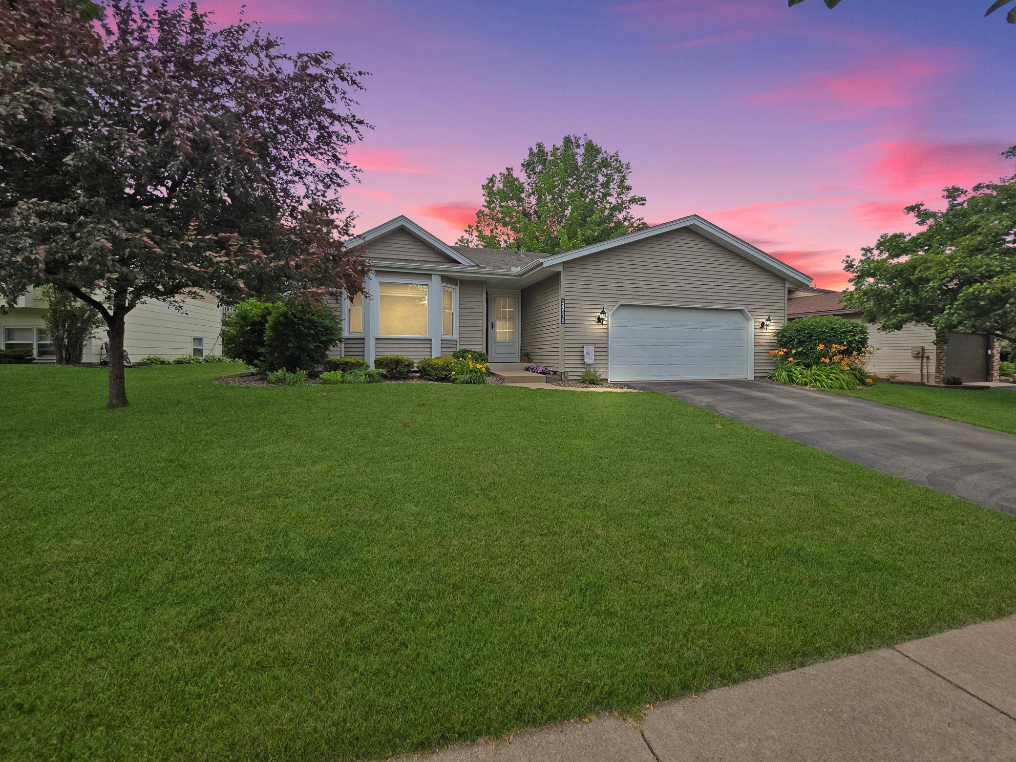 14579 Embry PATH, Apple Valley, MN 55124