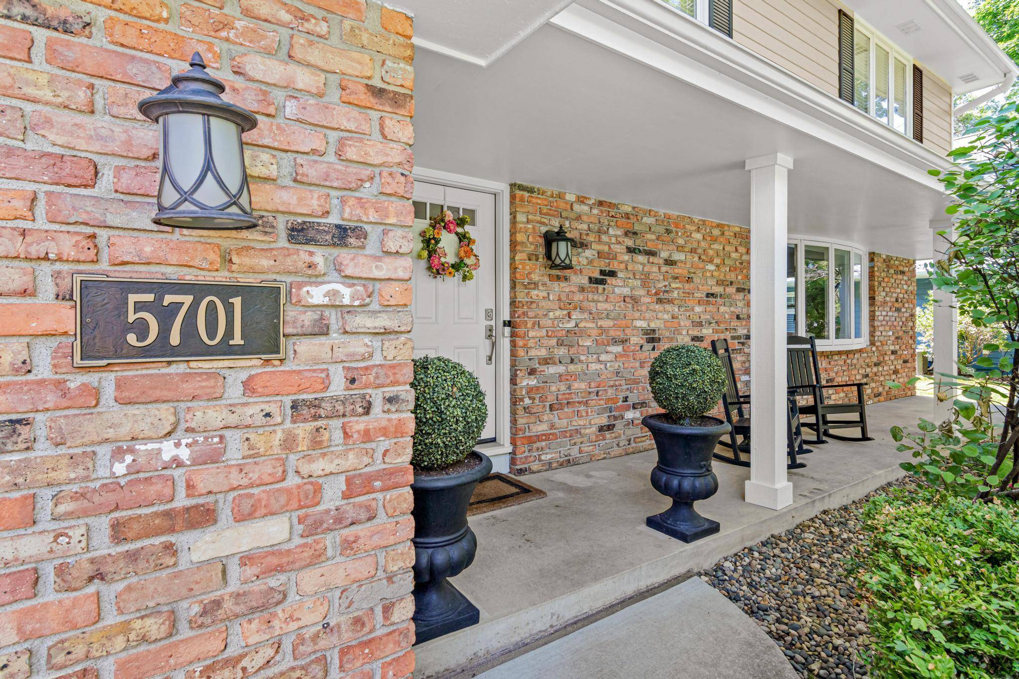 5701 W 66th ST, Edina, MN 55439