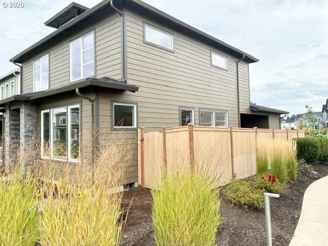 8424 SE Orion LN, Hillsboro, OR 97123