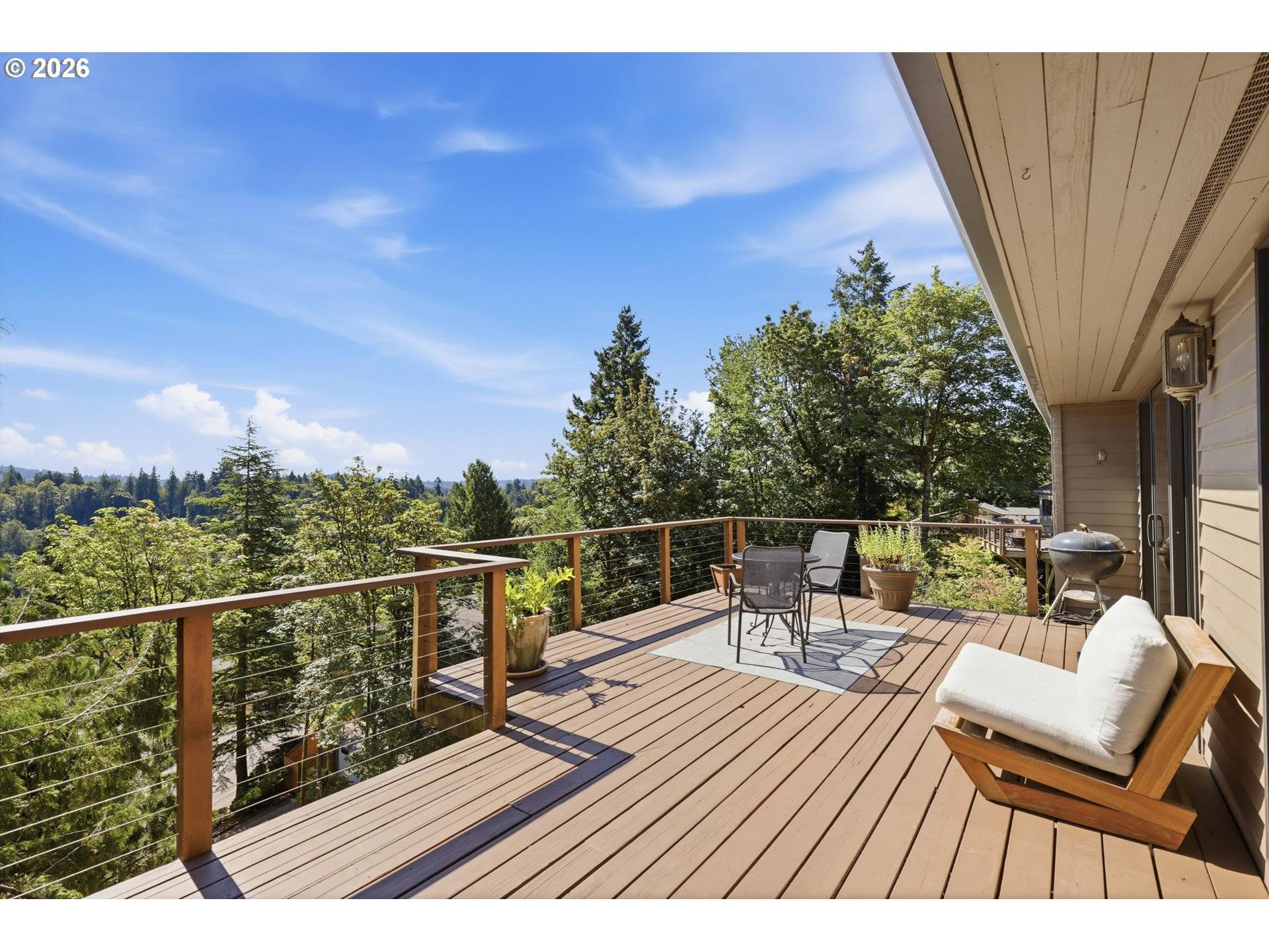 7024 SW CANYON DR, Portland, OR 97225