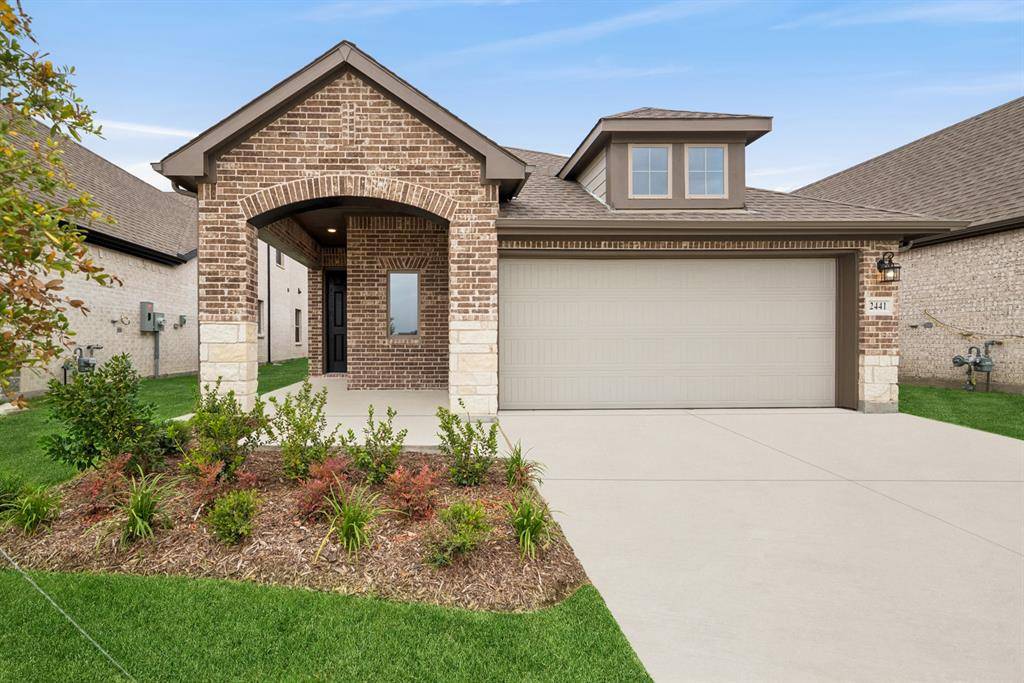 2441 Jackson Burn Drive, Royse City, TX 75189