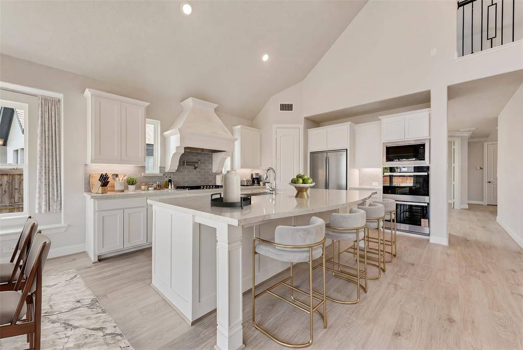 1706 Cedar Bluff Parkway, Mansfield, TX 76063