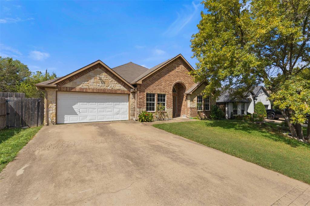 490 Lynne Drive, Rockwall, TX 75032