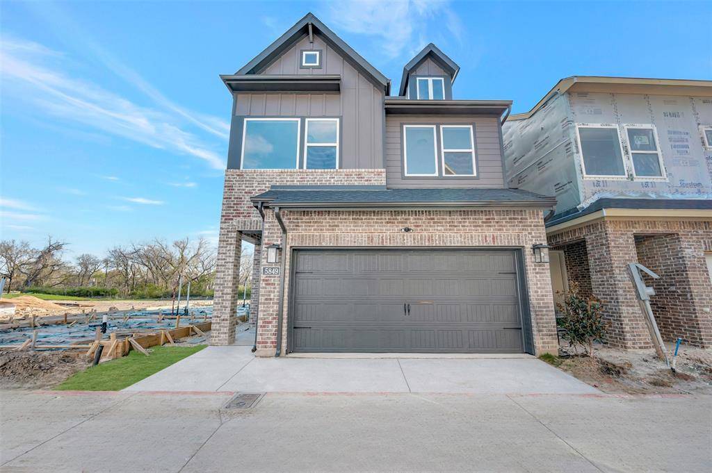 5849 Water Bridge Lane, Fort Worth, TX 76109