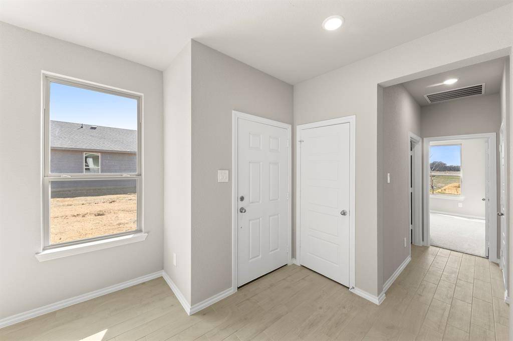 8224 Kingfisher Road, Aubrey, TX 76227