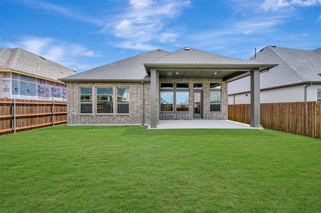 7812 Pondview Lane, Fort Worth, TX 76123