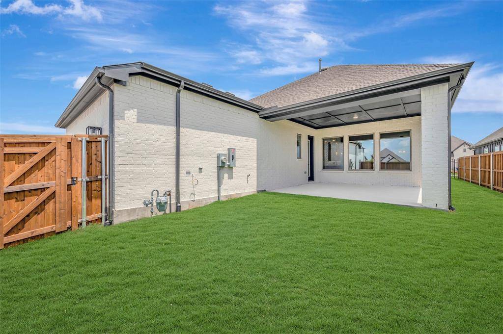 9308 Persimmon Lane, Mesquite, TX 75126