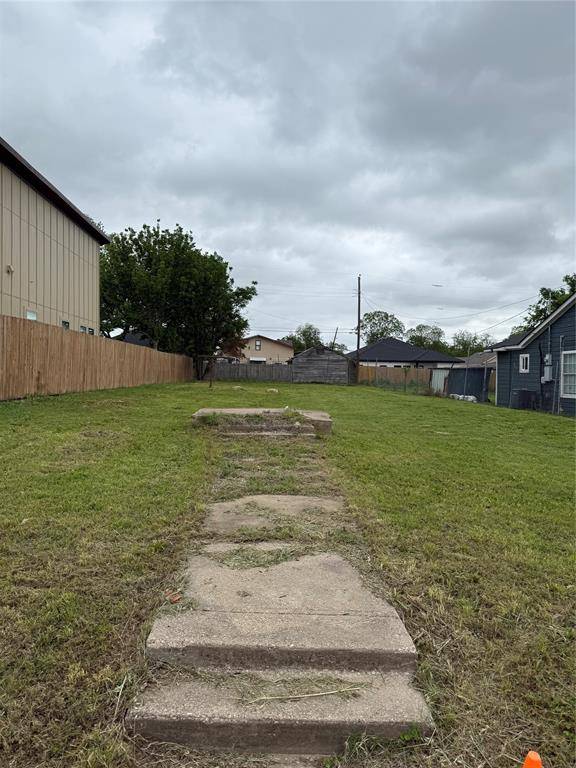 1423 Hendricks Avenue, Dallas, TX 75216