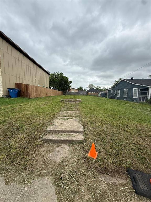 1423 Hendricks Avenue, Dallas, TX 75216