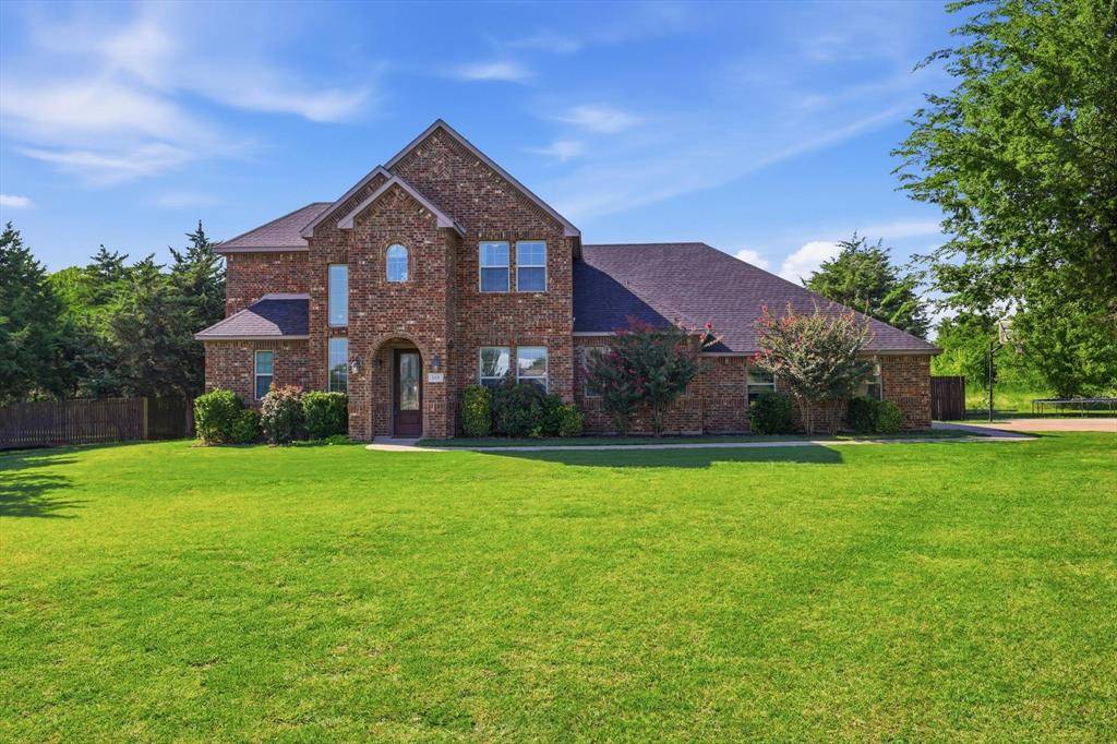 160 Kelly Drive, Waxahachie, TX 75167