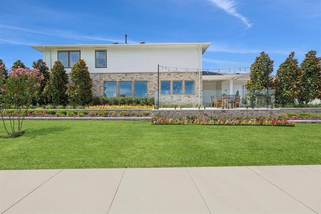 1001 Marigold Lane, Crowley, TX 76036