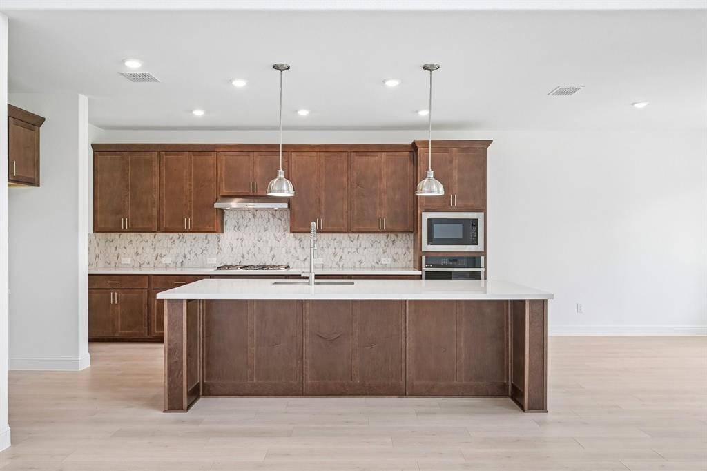 704 Green Heron Road, Celina, TX 75009