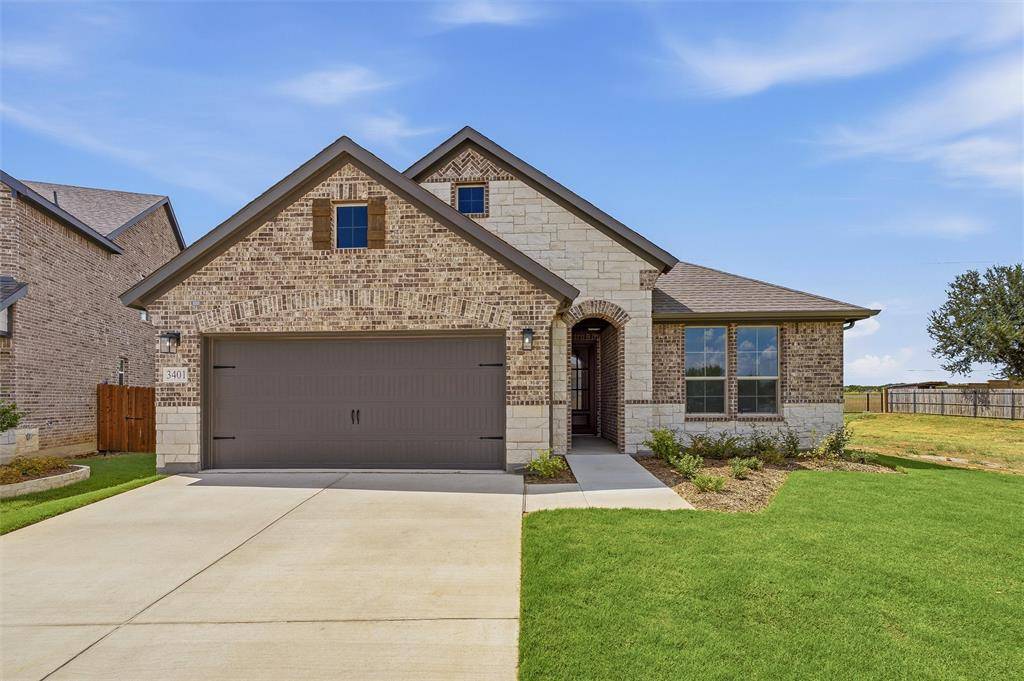3401 Helena Street, Gainesville, TX 76240