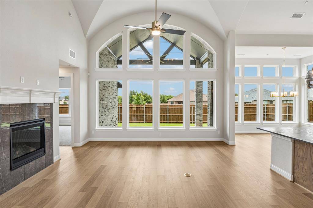 7606 Lanier Lane, Grand Prairie, TX 75054