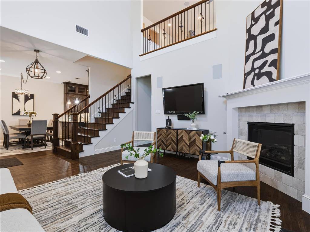 291 Moorland Drive, Richardson, TX 75080