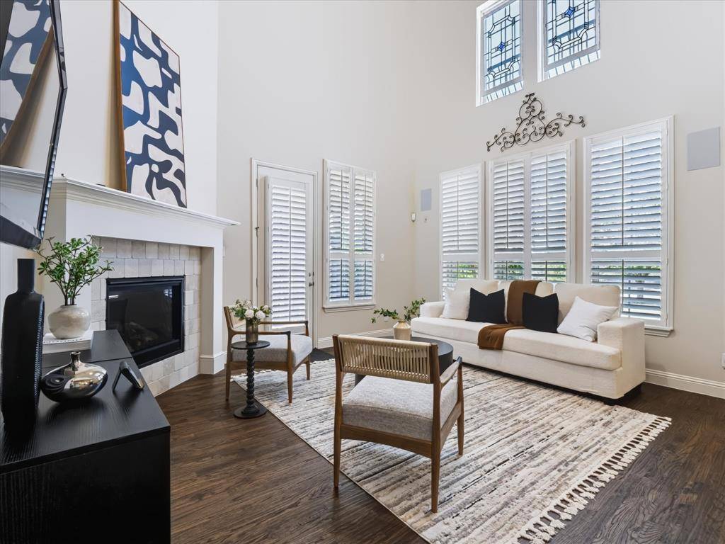 291 Moorland Drive, Richardson, TX 75080