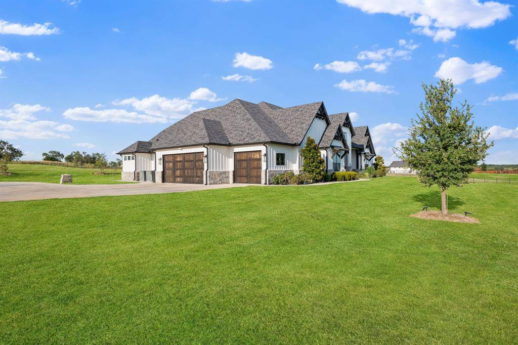 412 Royal Santana Run, Weatherford, TX 76087