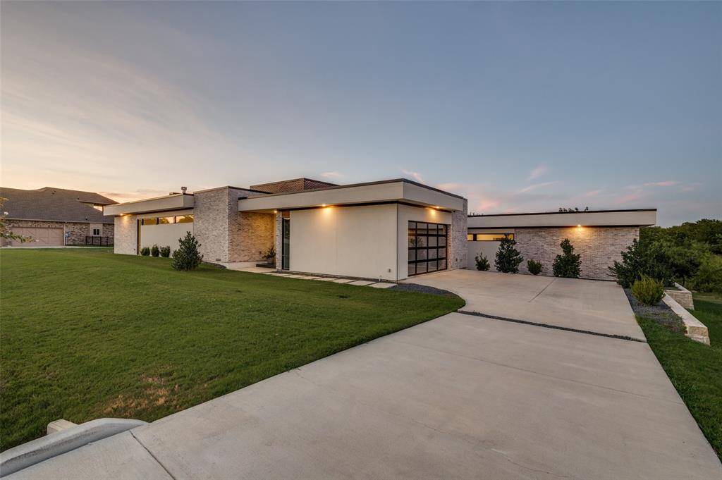 3120 Sanctuary Drive, Grand Prairie, TX 75104
