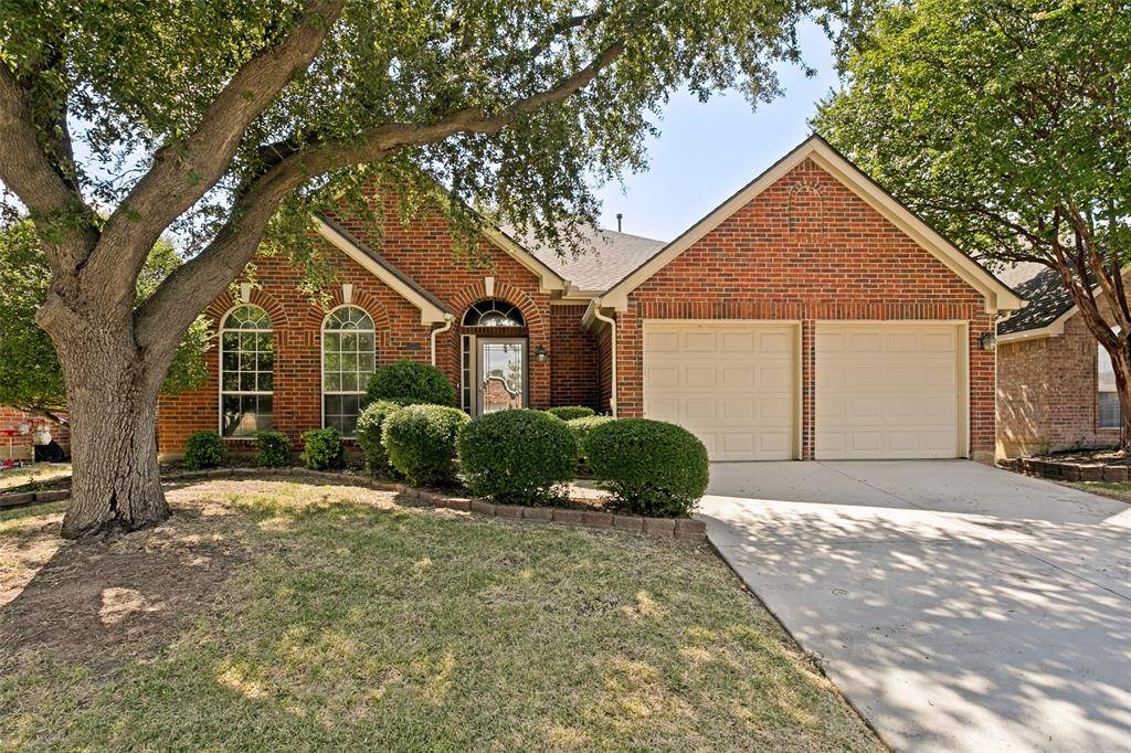 1609 Shadow Crest Drive, Corinth, TX 76210