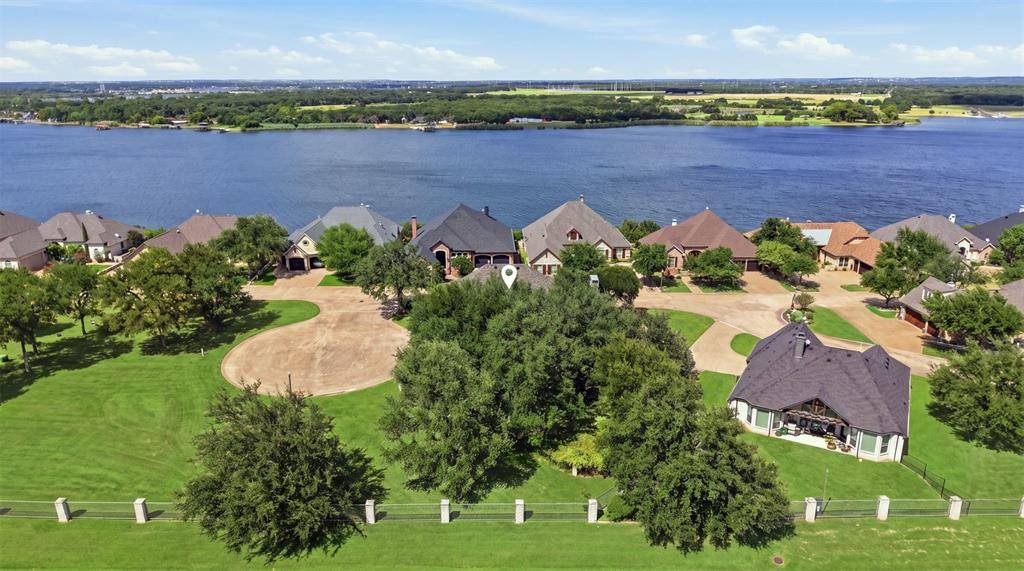 4201 Bluff View Drive, Granbury, TX 76048