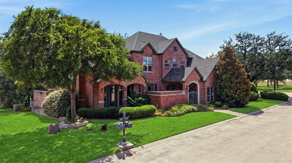 4201 Bluff View Drive, Granbury, TX 76048