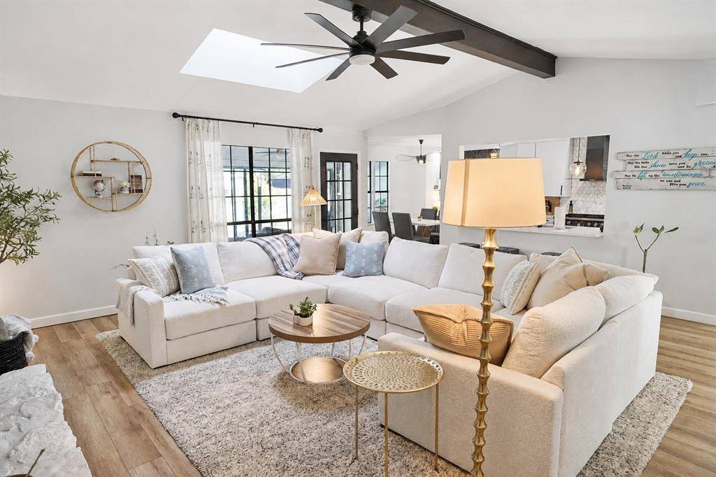 2200 Midhurst Drive, Arlington, TX 76013