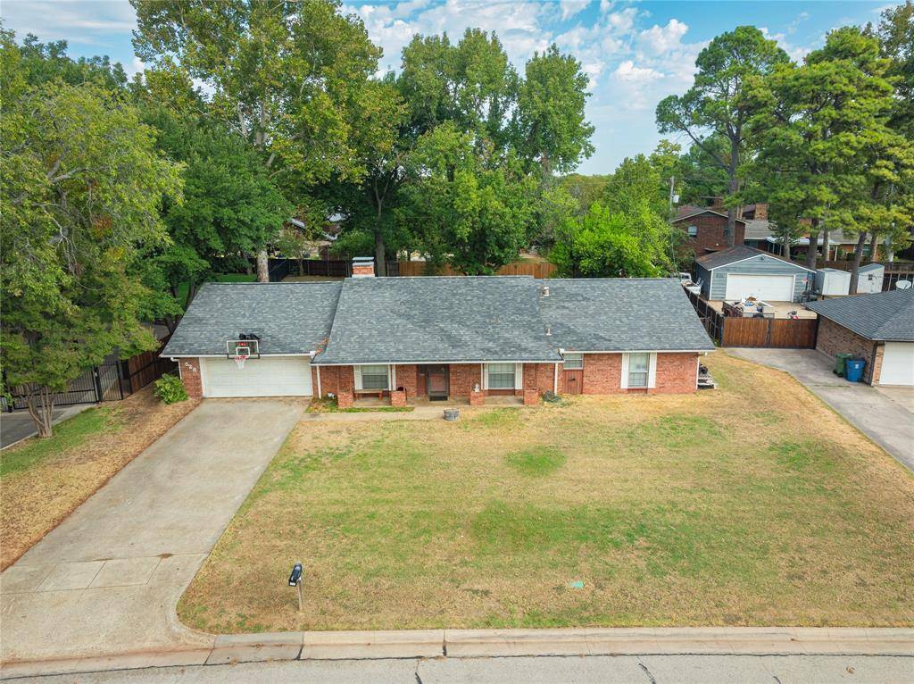 528 Marcus Drive, Lewisville, TX 75057