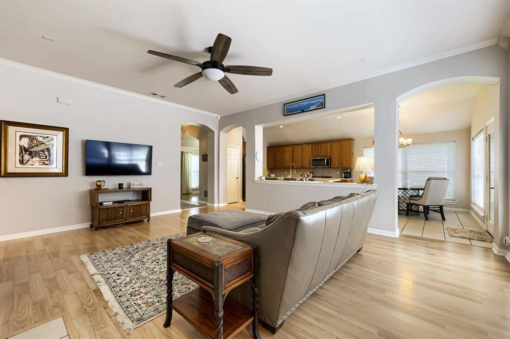 2302 Hodges Place, Mansfield, TX 76063