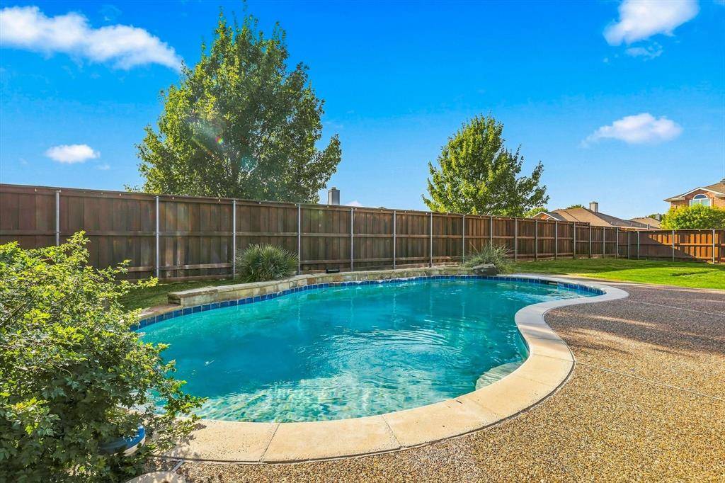 335 Linhurst Drive, Murphy, TX 75094