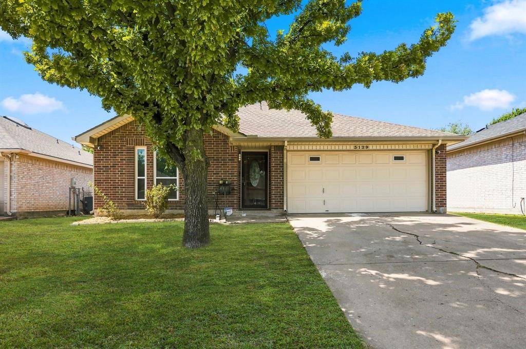 3129 Walingford Drive, Grand Prairie, TX 75052
