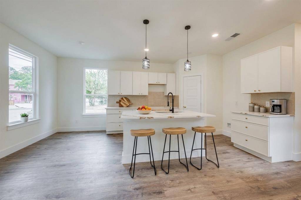 3830 Colonial, Dallas, TX 75215