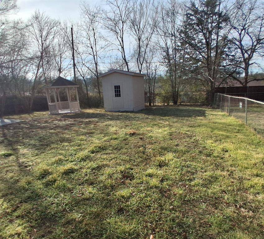 516 Forrest Lane, Denison, TX 75021