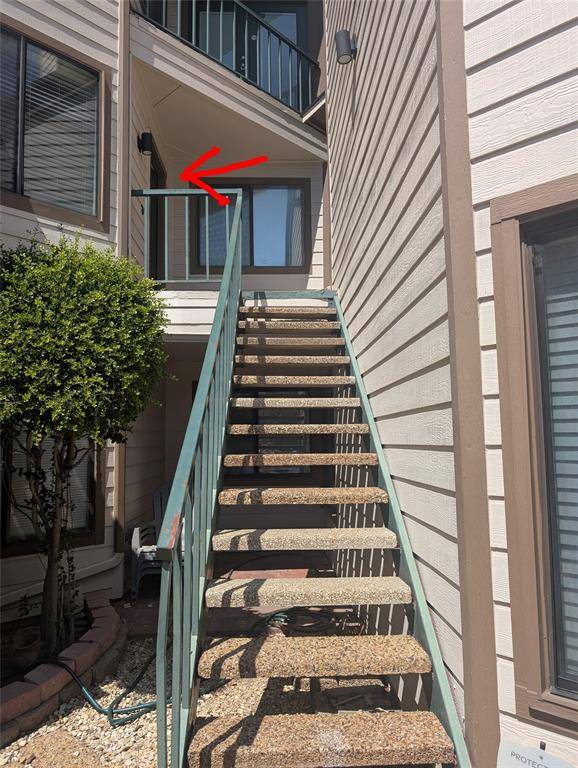 2310 Balsam Drive #B206, Arlington, TX 76006