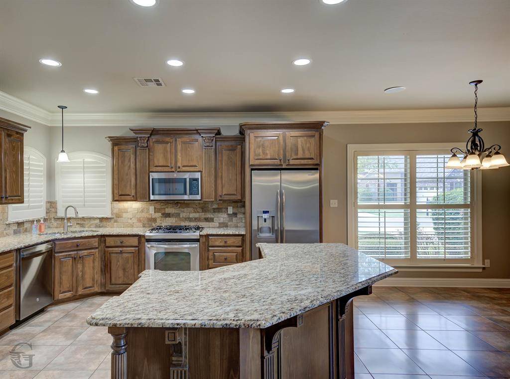 517 Tupelo Drive, Bossier City, LA 71111