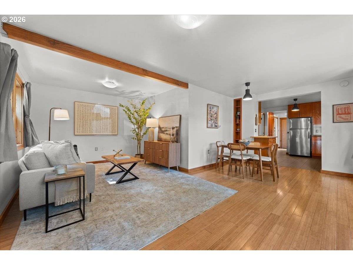 223 N IVY ST, Portland, OR 97227