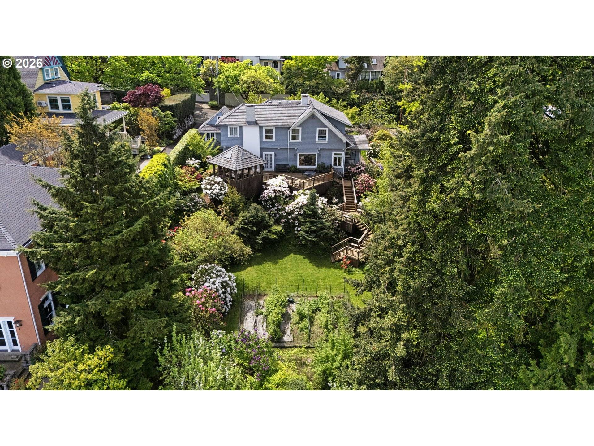 2524 SW 17TH AVE, Portland, OR 97201