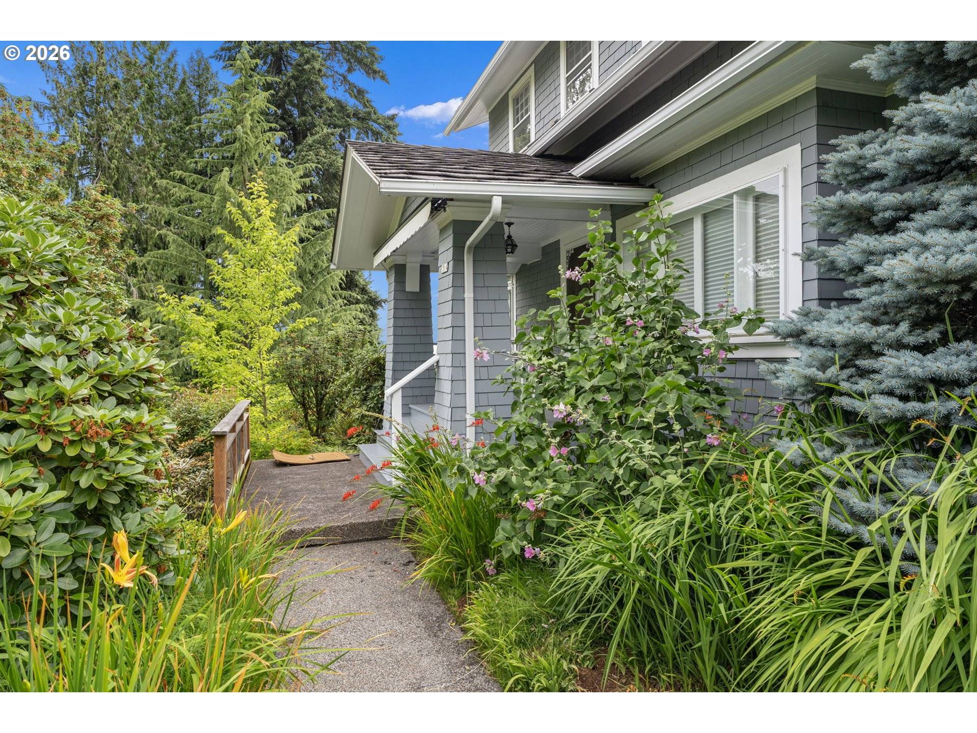 2524 SW 17TH AVE, Portland, OR 97201