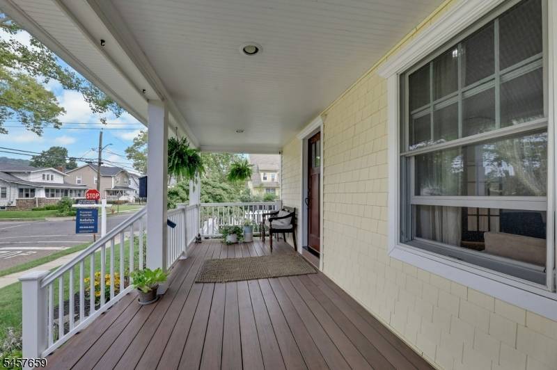 75 Buena Vista Ave, Hawthorne Boro, NJ 07506