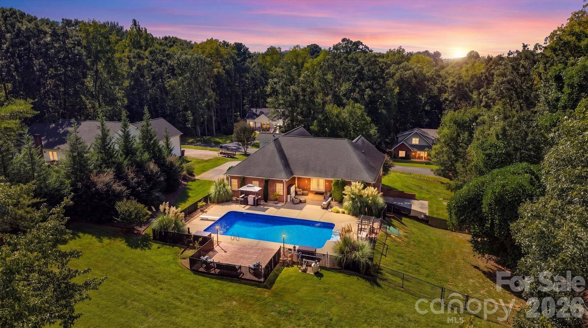 2555 Knox Landing RD, Connelly Springs, NC 28612