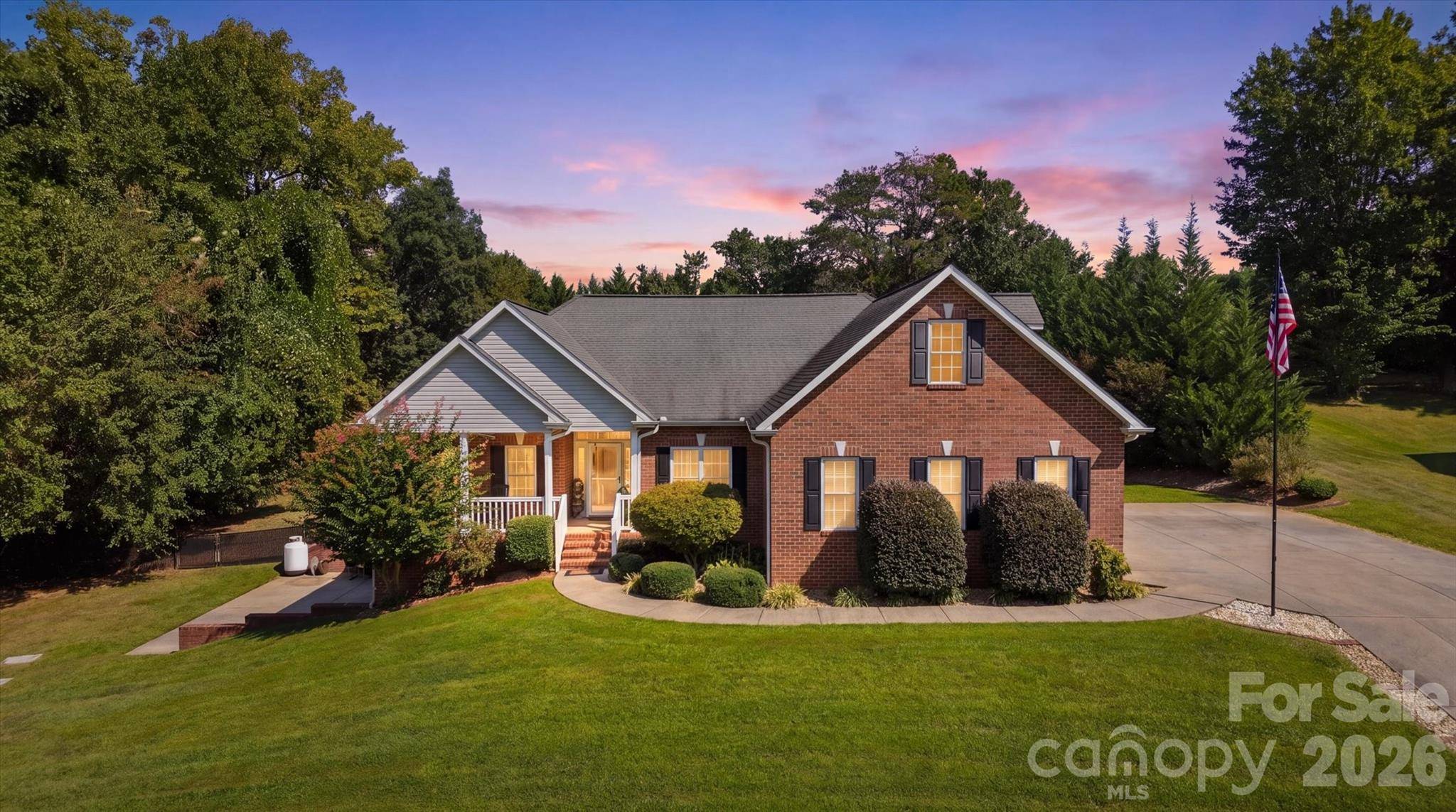 2555 Knox Landing RD, Connelly Springs, NC 28612