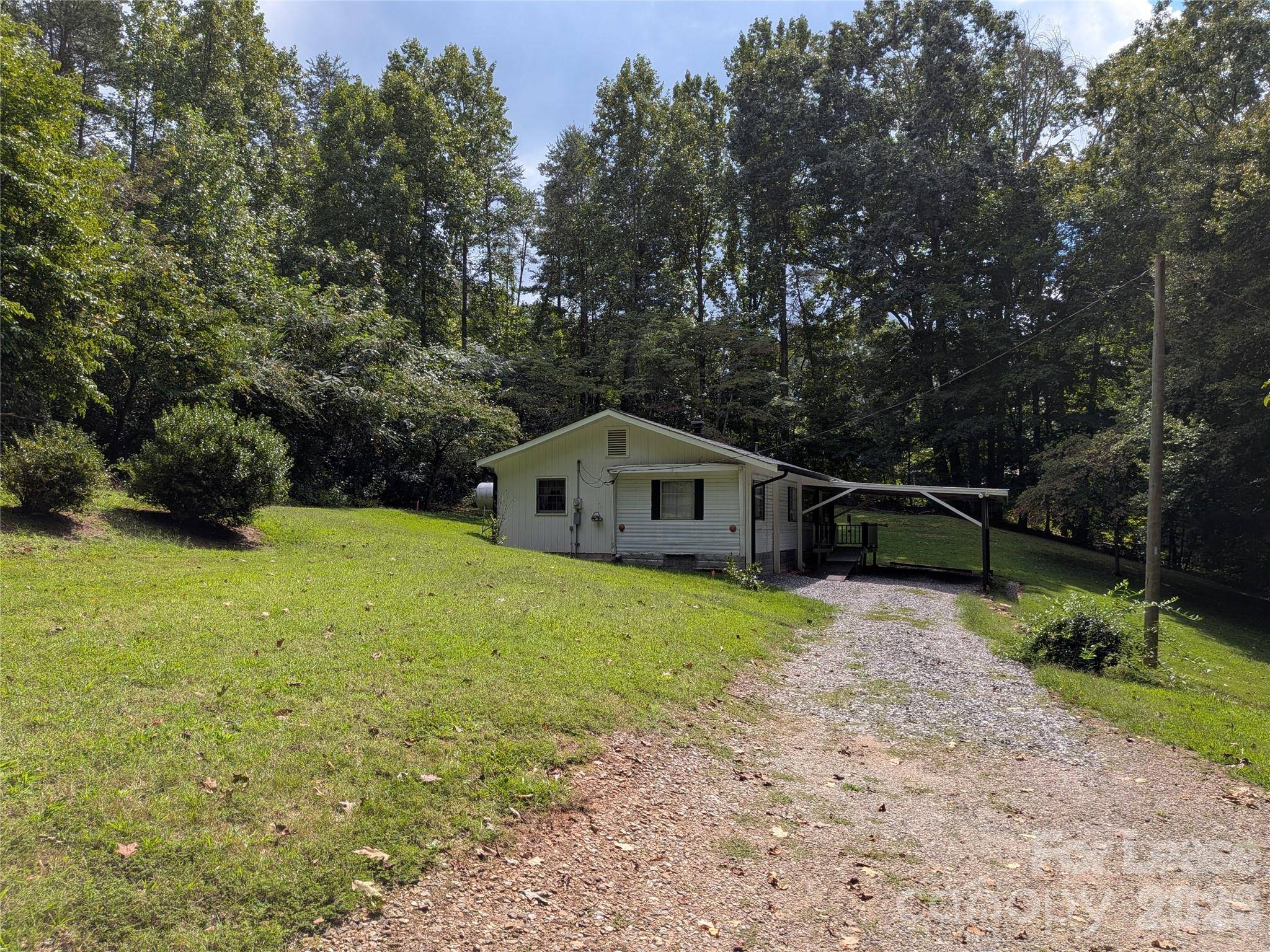 3823 Hickory HWY, Statesville, NC 28677