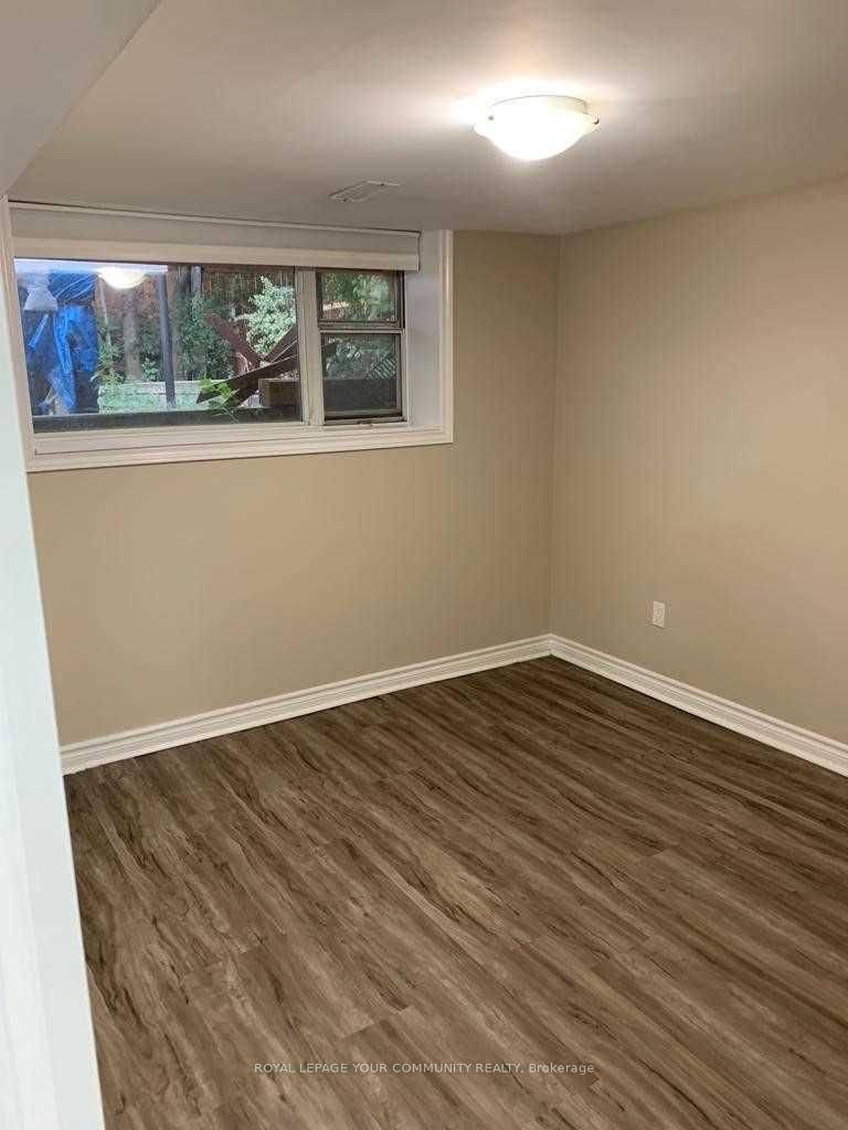 23 CHARLEMONT CRES CRES, Toronto E05, ON M1T 1M3